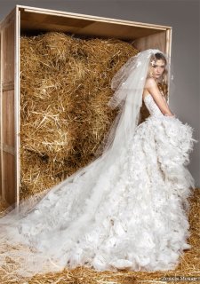  Zuhair Murad（祖海·慕拉）2025春夏新娘婚纱系列