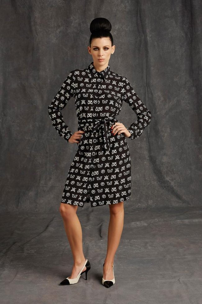 Moschino莫斯奇诺2025早秋系列Lookbook  超模Liberty Ross时尚演绎