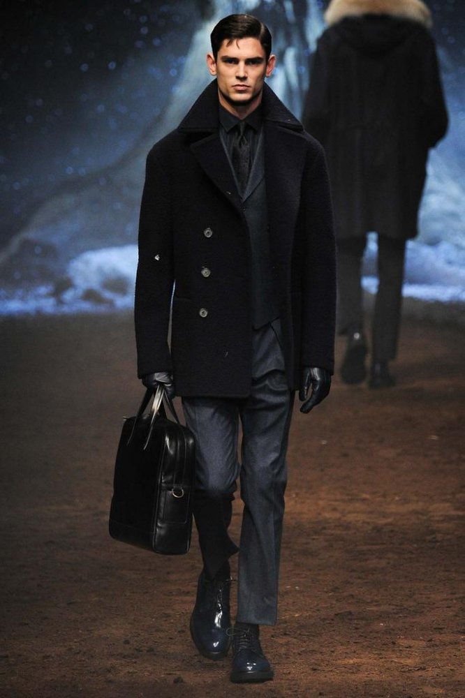 Corneliani 2025秋冬系列男装时装发布