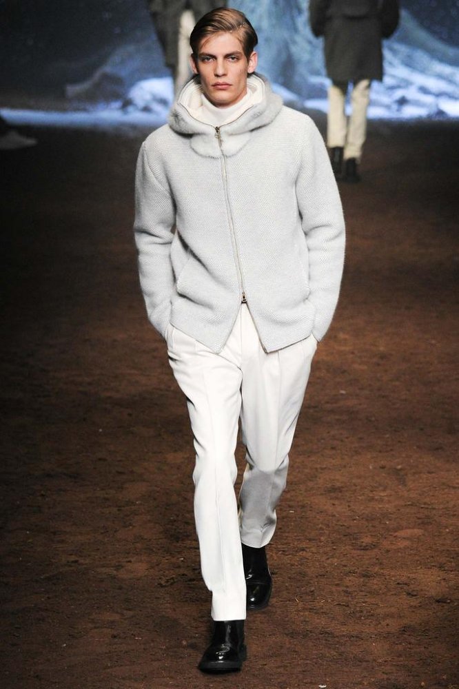 Corneliani 2025秋冬系列男装时装发布