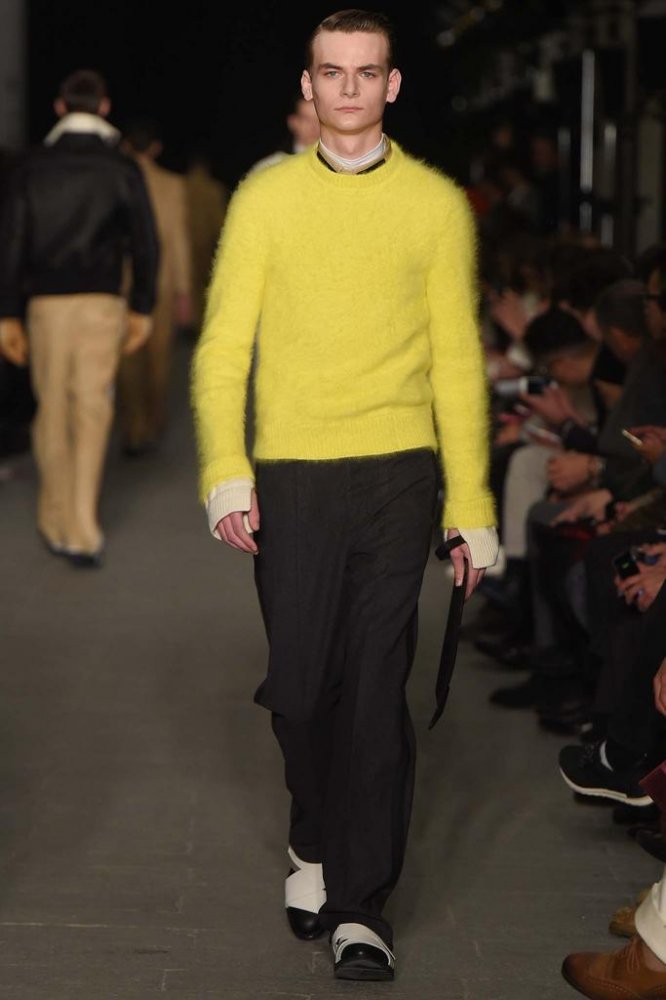 Andrea Pompilio 2025米兰时装周秋冬男装时装发布