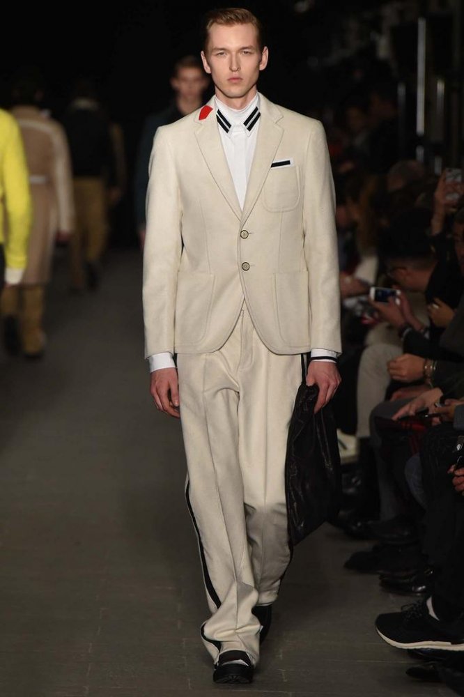 Andrea Pompilio 2025米兰时装周秋冬男装时装发布