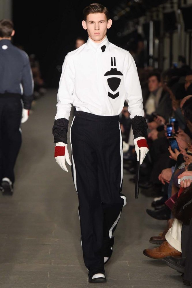 Andrea Pompilio 2025米兰时装周秋冬男装时装发布