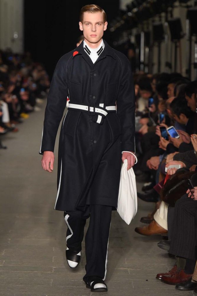 Andrea Pompilio 2025米兰时装周秋冬男装时装发布