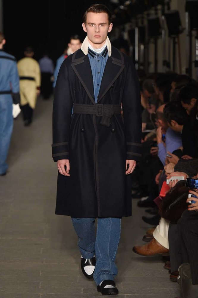 Andrea Pompilio 2025米兰时装周秋冬男装时装发布