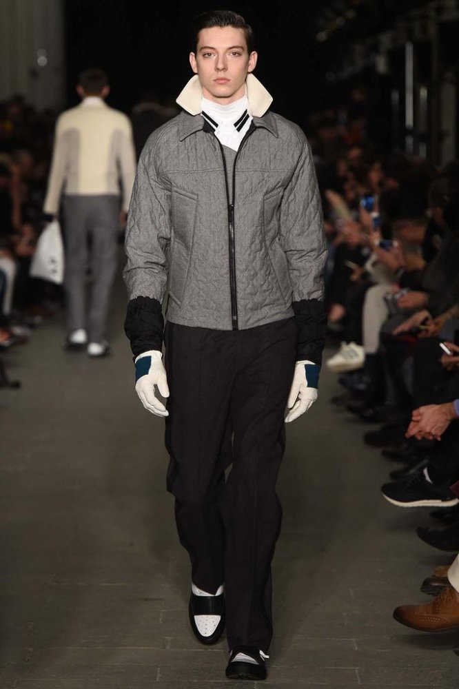 Andrea Pompilio 2025米兰时装周秋冬男装时装发布