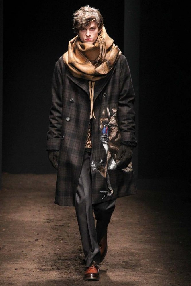 Salvatore Ferragamo 2025米兰时装周男装发布会