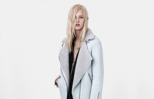 Alexander McQueen 2025早春夹克衫Lookbook 温暖的实用主义美学