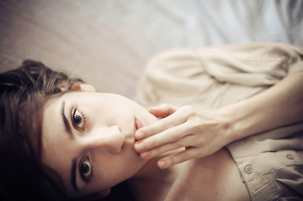 Janine Mizera人像摄影作品 明媚的忧伤融入阳光