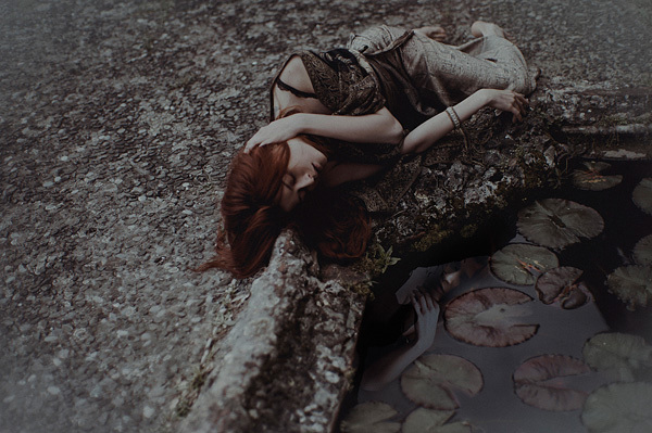 Janine Mizera人像摄影作品 明媚的忧伤融入阳光