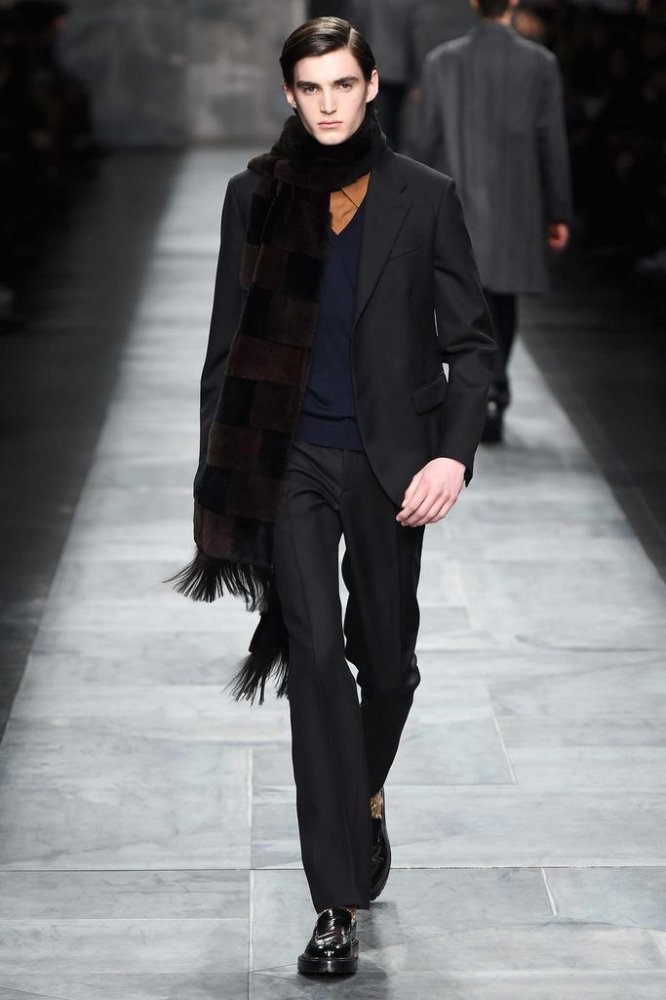 Fendi 2025米兰时装周男装时装发布会