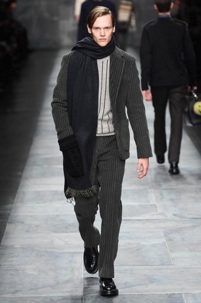 Fendi 2025米兰时装周男装时装发布会