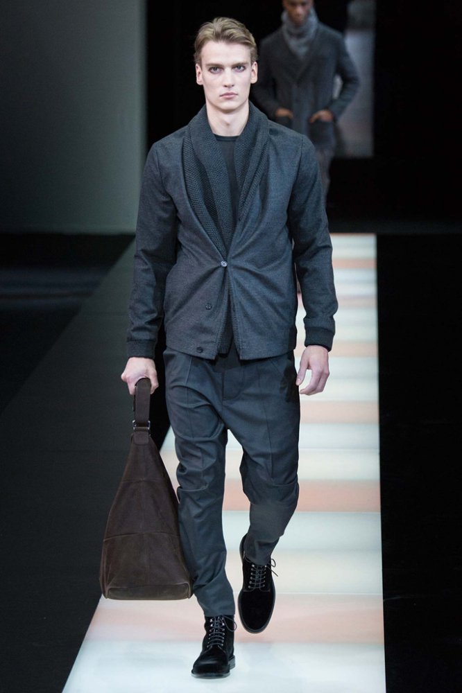 Giorgio Armani 2025米兰时装周男装时装发布会