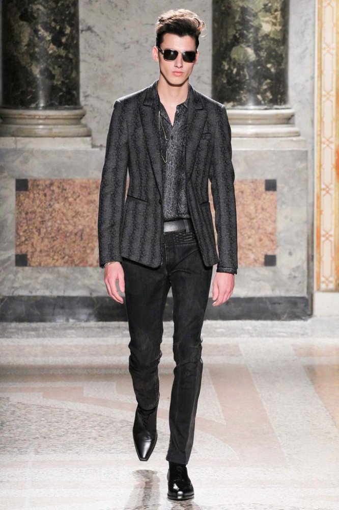 Roberto Cavalli 2025米兰时装周男装发布会