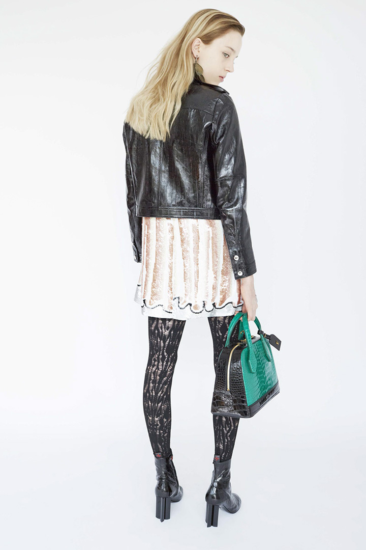 Louis Vuitton 2025春夏系列广告大片