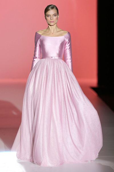 2025春夏最浪漫婚纱 怎么美都不过分