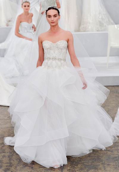 2025春夏最浪漫婚纱 怎么美都不过分