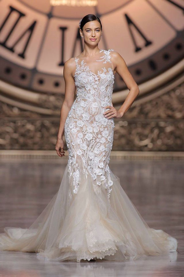 Pronovias 2025婚纱礼服系列 超模Irina Shayk性感演绎