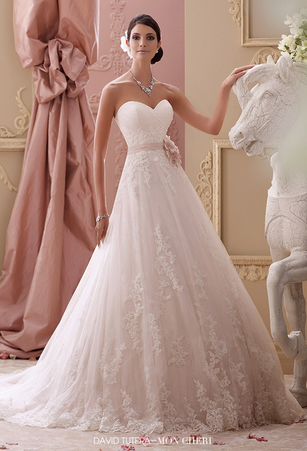David Tutera for Mon Cheri 2025春季婚纱礼服系列 
