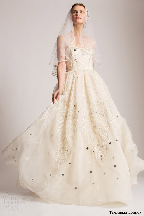 Temperley London 2025夏季婚纱礼服系列