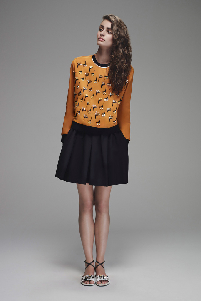 Fendi 2025 Lookbook早春度假系列