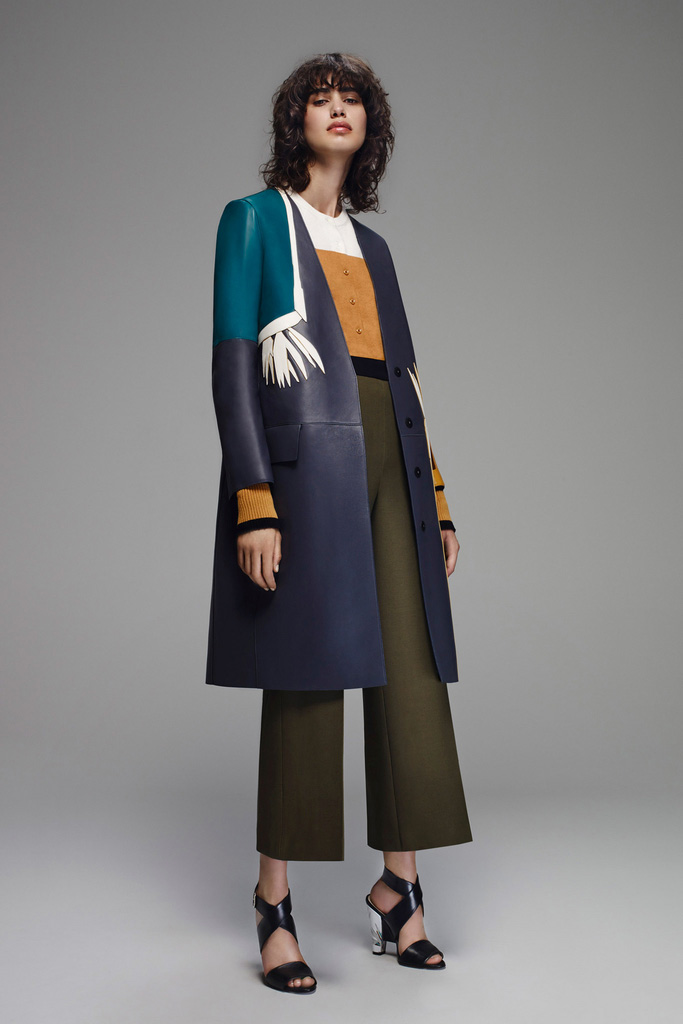 Fendi 2025 Lookbook早春度假系列