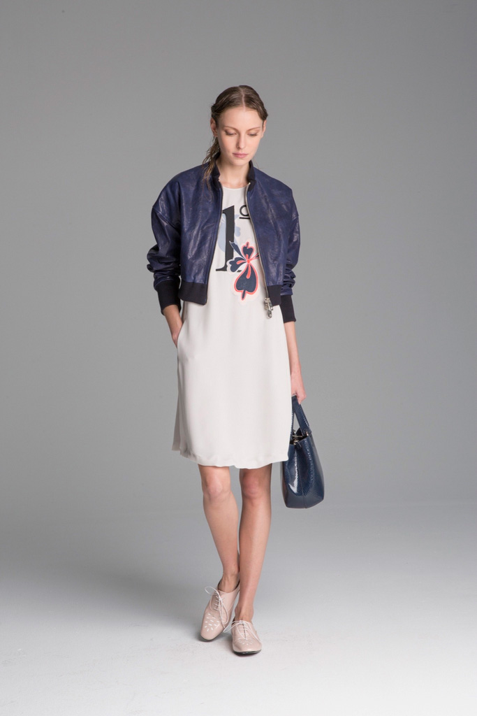 Emporio Armani 2025 Lookbook早春度假系列