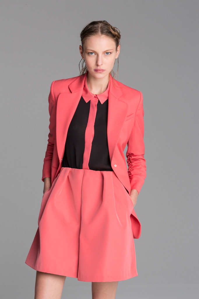 Emporio Armani 2025 Lookbook早春度假系列