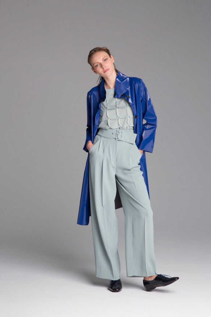 Emporio Armani 2025 Lookbook早春度假系列