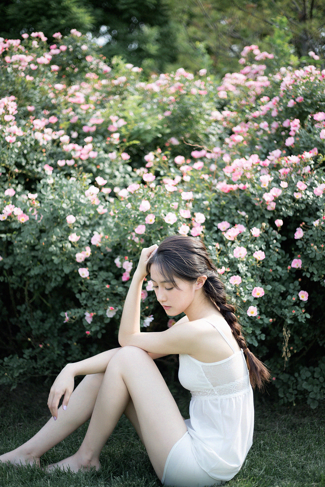 人像写真摄影：阳光暖暖拂来 ，眼眸温柔散开。