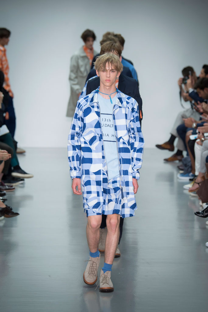 Lou Dalton 伦敦2025春夏系列男装秀