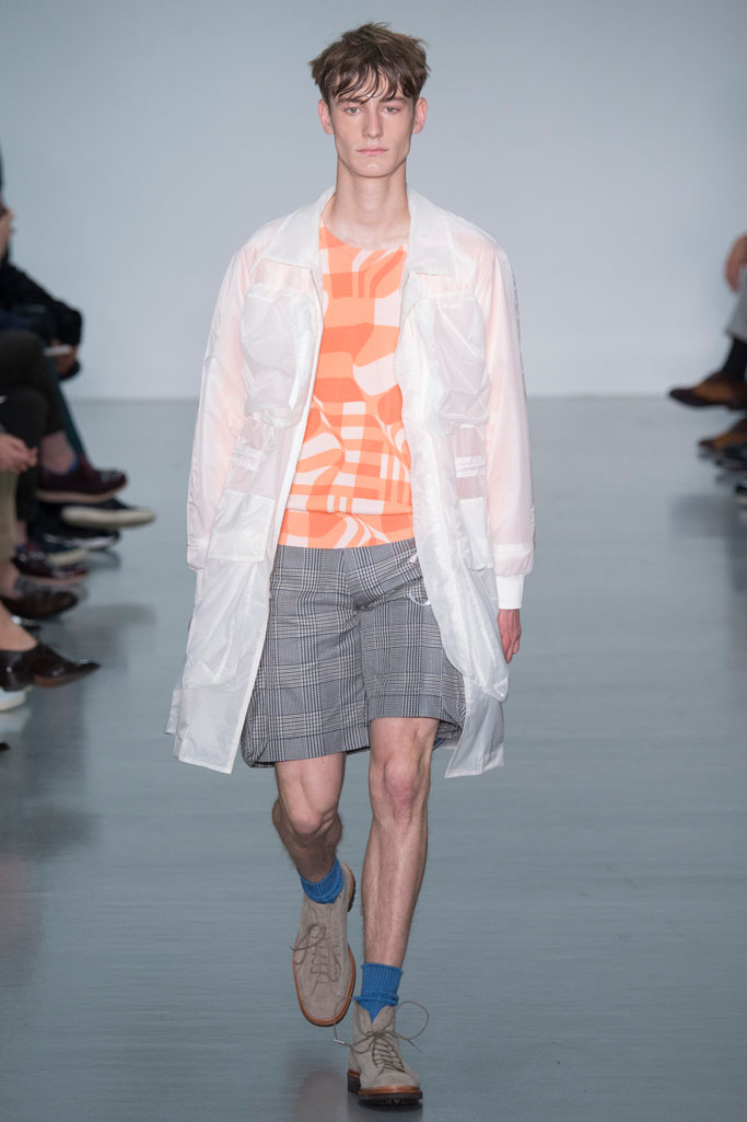 Lou Dalton 伦敦2025春夏系列男装秀