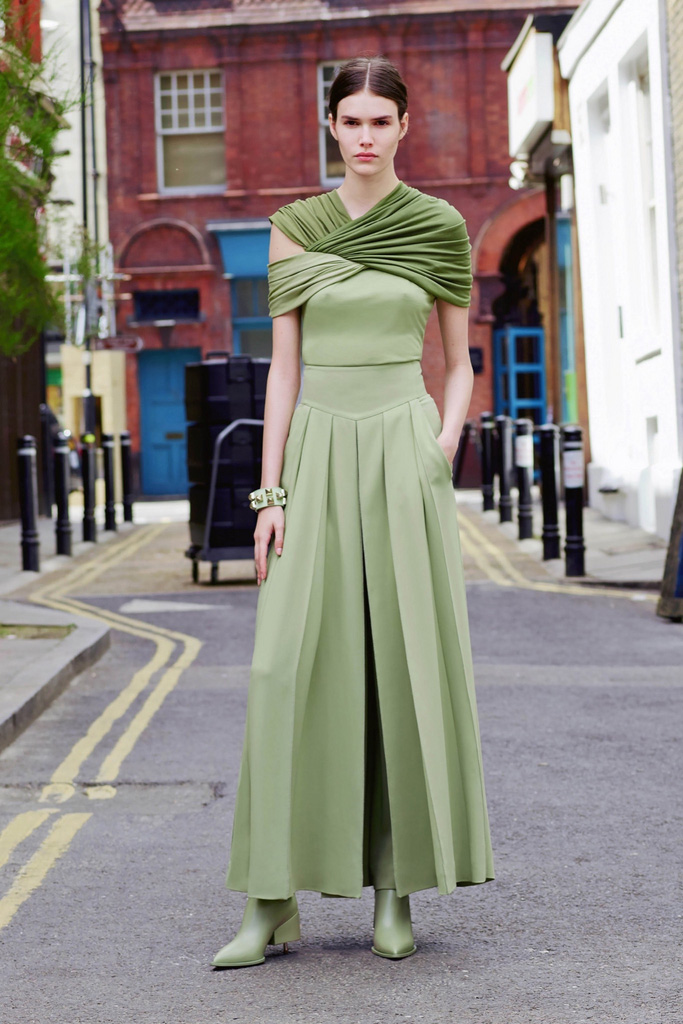 Givenchy纪梵希 2025早春度假系列LookBook