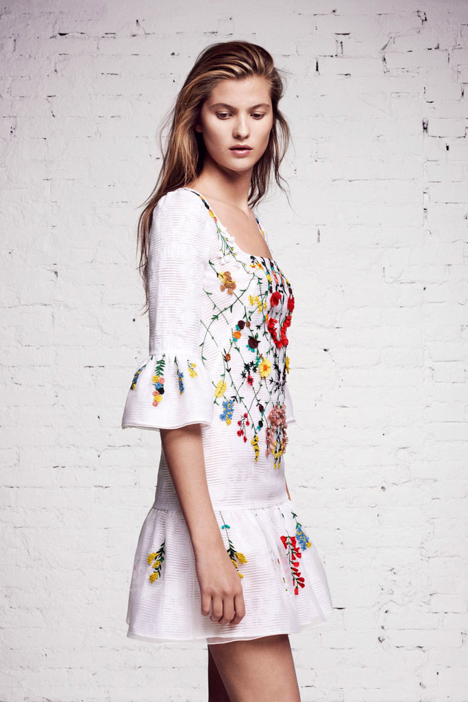 Blumarine(蓝色情人）2025早春Lookbook