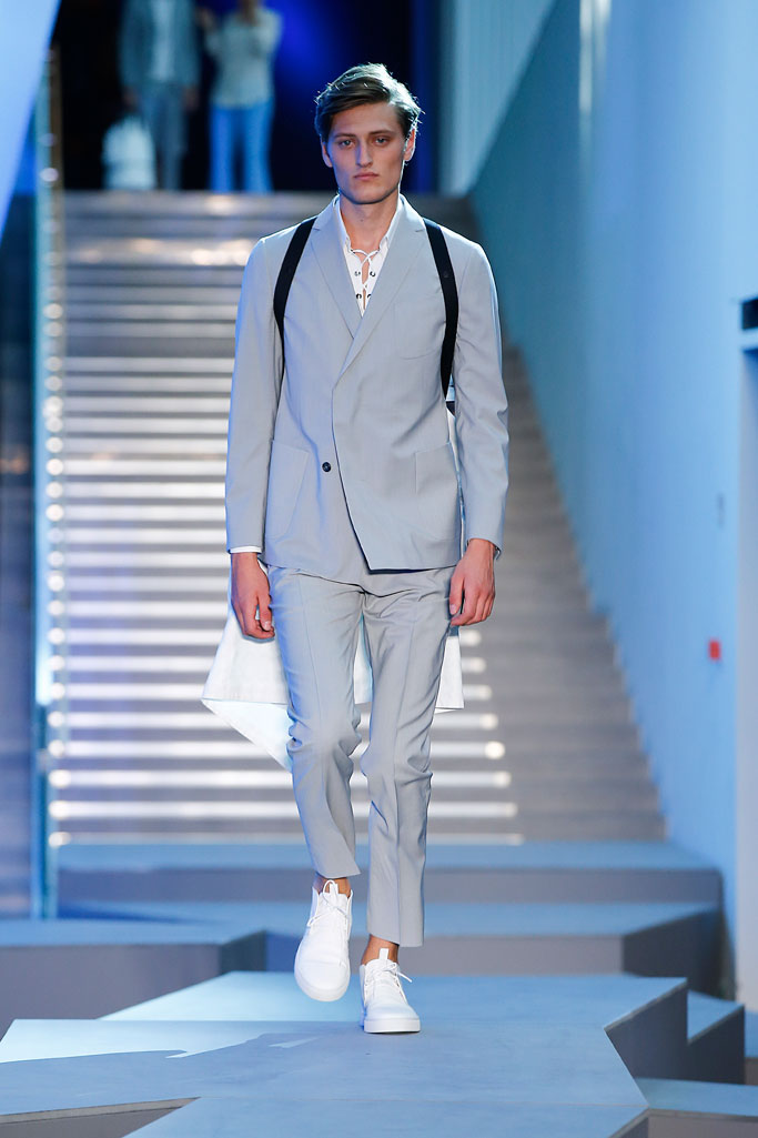 Z ZEGNA 2025春夏系列米兰男装秀