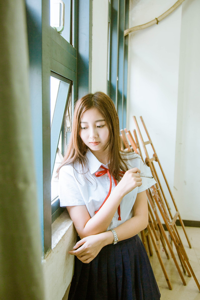 又是一年毕业季 清纯校园人像摄影欣赏 