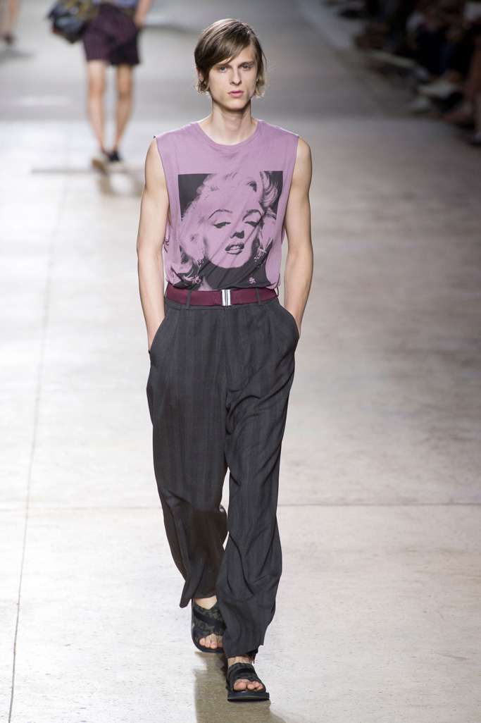 Dries Van Noten（德赖斯 范诺顿）2025巴黎时装周男装秀