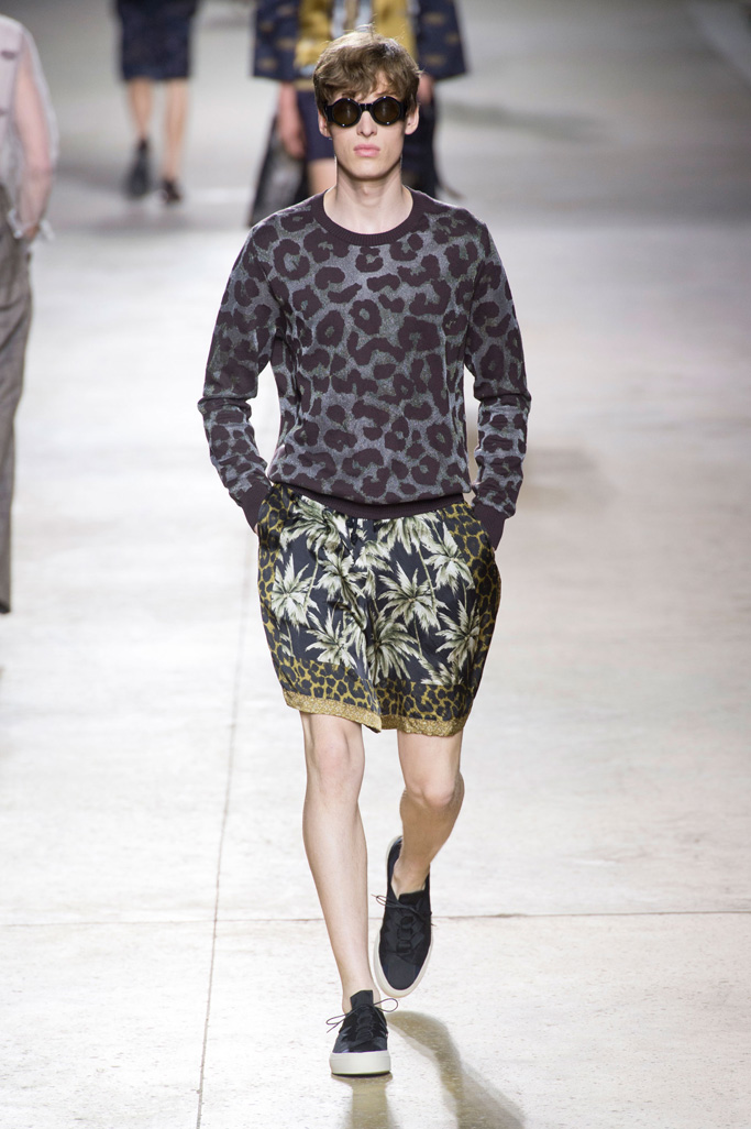 Dries Van Noten（德赖斯 范诺顿）2025巴黎时装周男装秀