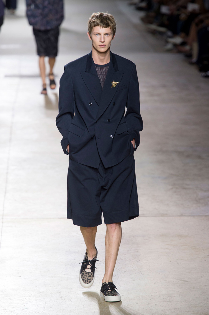 Dries Van Noten（德赖斯 范诺顿）2025巴黎时装周男装秀
