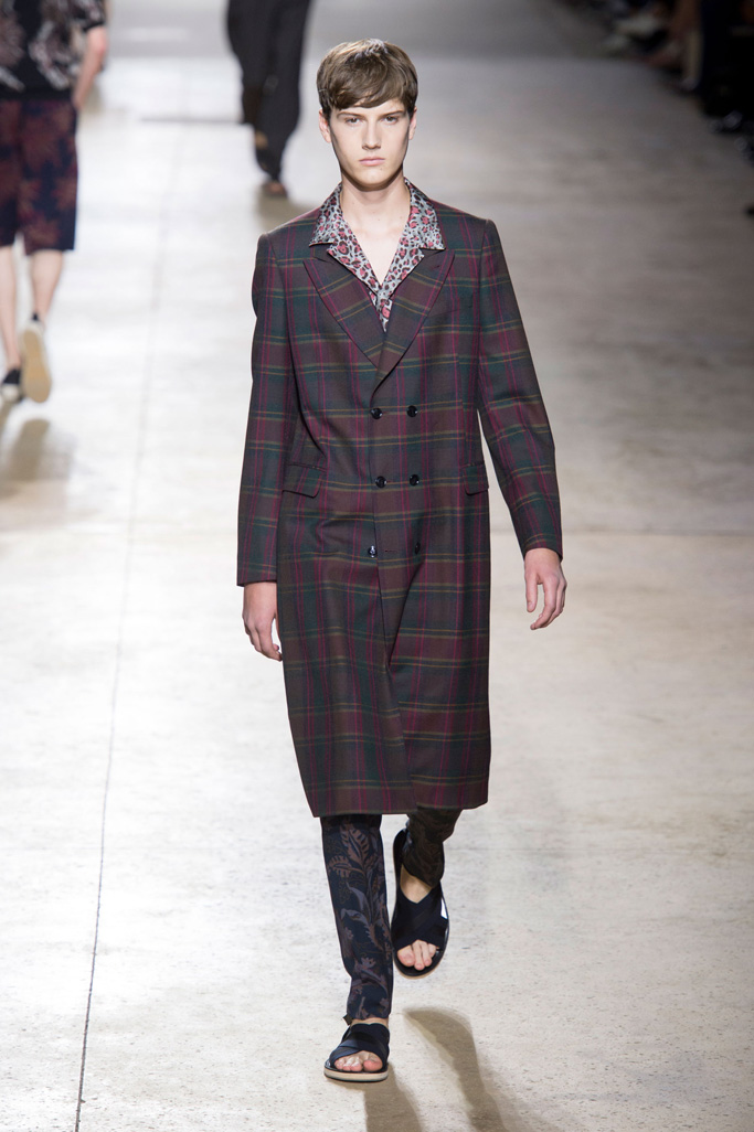 Dries Van Noten（德赖斯 范诺顿）2025巴黎时装周男装秀
