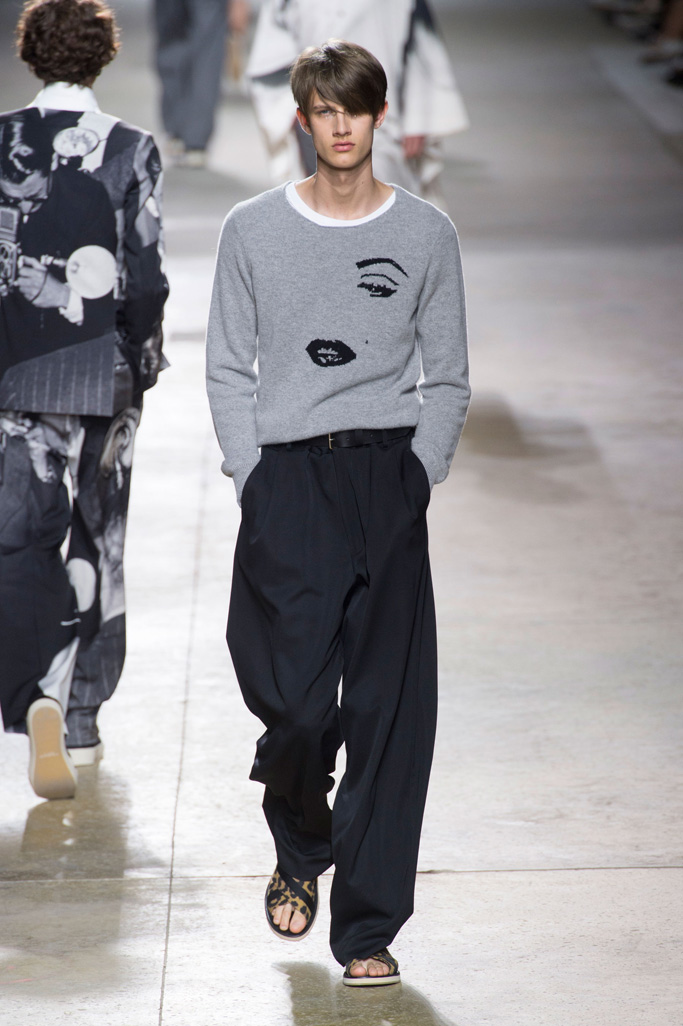 Dries Van Noten（德赖斯 范诺顿）2025巴黎时装周男装秀