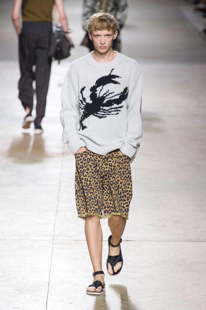 Dries Van Noten（德赖斯 范诺顿）2025巴黎时装周男装秀
