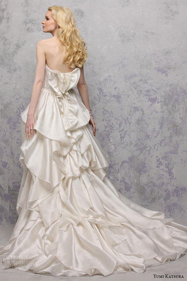 Yumi Katsura 2025婚纱礼服系列