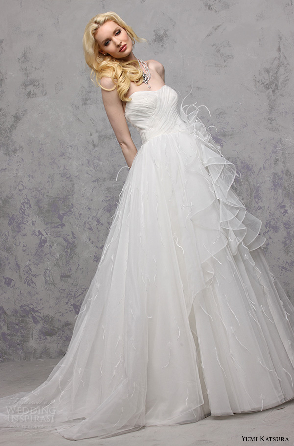Yumi Katsura 2025婚纱礼服系列
