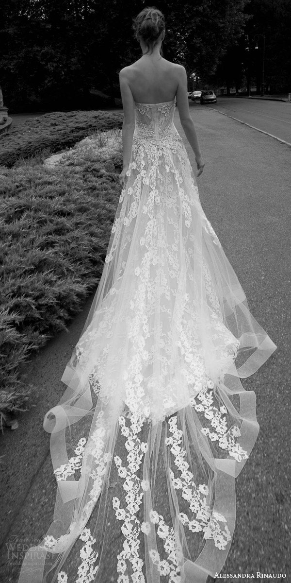 Alessandra Rinaudo 2025婚纱礼服系列