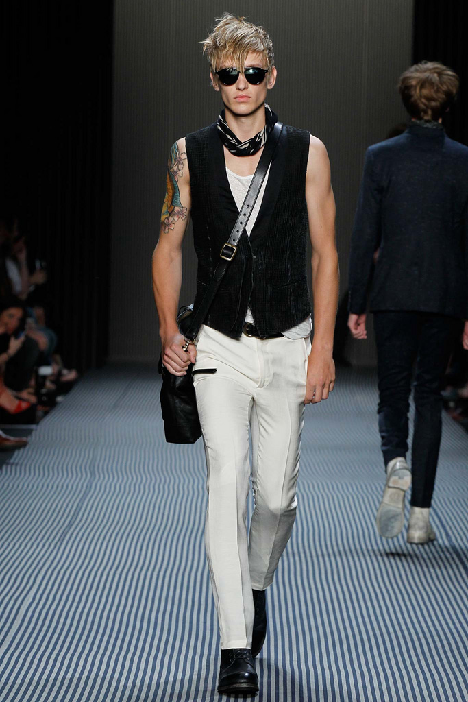 John Varvatos（约翰·瓦维托斯）2025纽约时装周男装秀