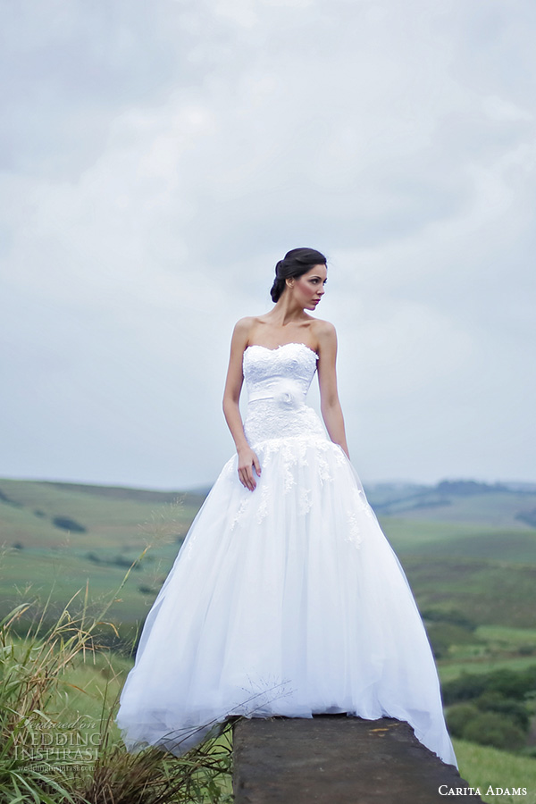 Carita Adams 2025新娘婚纱系列