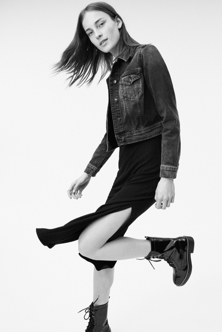 Mango（芒果）2025秋季牛仔系列 超模Julia Bergshoeff出镜代言