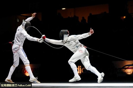 拍摄体育运动中精彩瞬间的几个摄影技巧