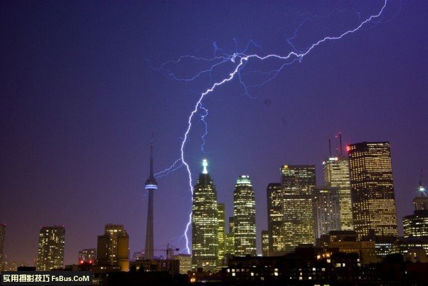 捕捉光影瞬间闪电拍摄小摄影技巧